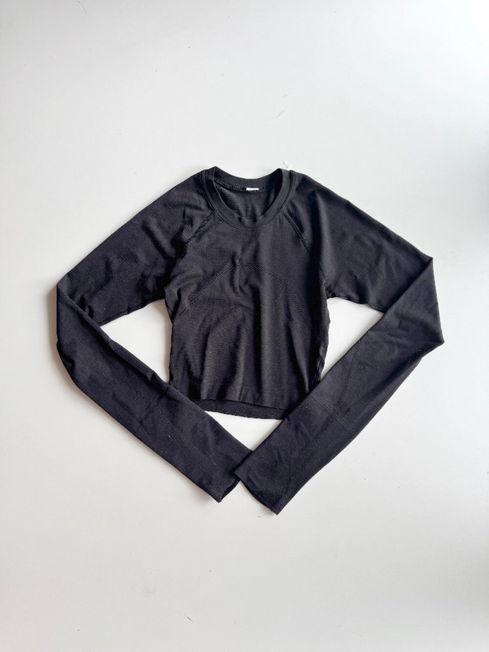 LULULEMON Swiftly Tech Black Cropped Crew Neck Long Sleeve T-Shirt 2.0, Size 0